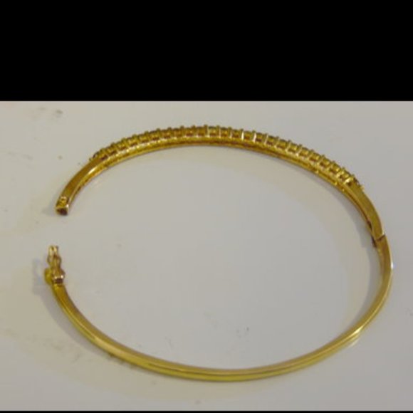 Technibond Genuine Red Garnet Gemstone Hinged Bangle Bracelet Size 7-1/2" - Picture 2 of 10